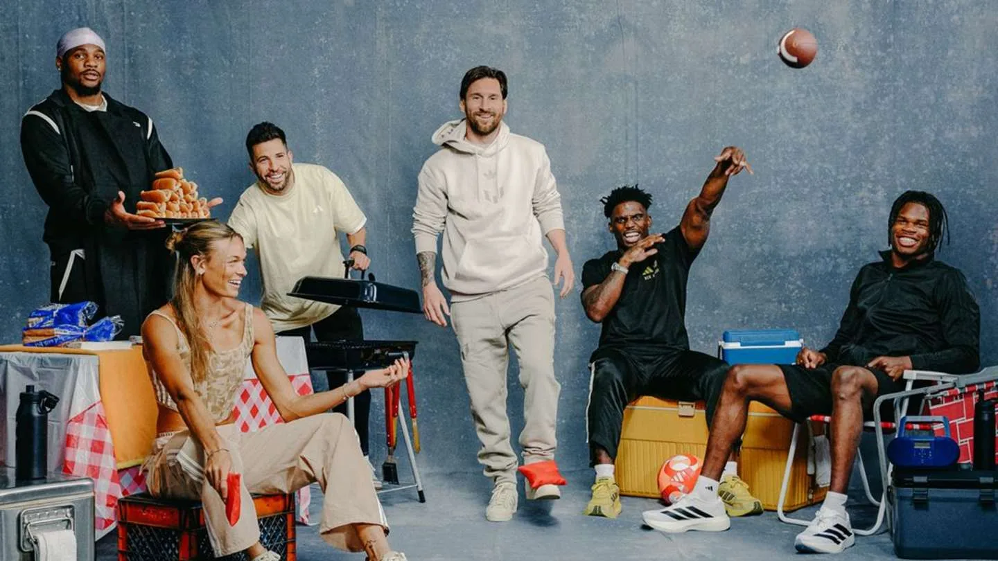 Lionel Messi a rallié les athlètes adidas pour soutenir Patrick Mahomes au Super Bowl Lix