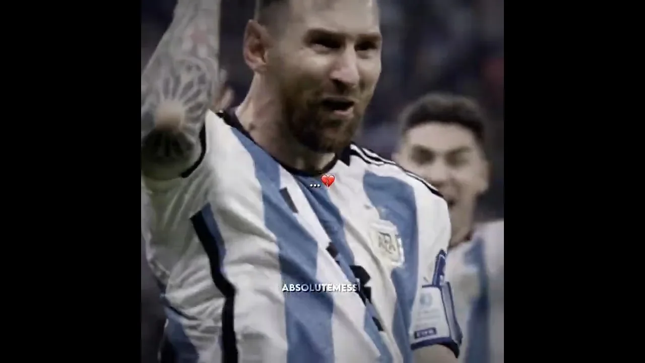 Leo messi 🐐 injured before world cup😟#football #messi #rolando #shorts