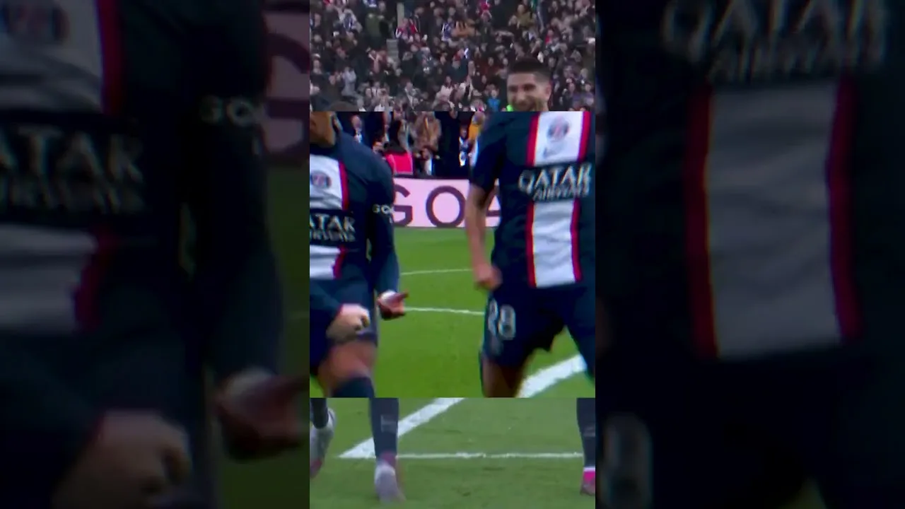 Lionel Messi Amazing Free Kick