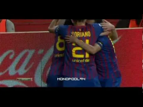 Leo Messi chip goal in Sevilla vs. BARCELONA / Xavi /