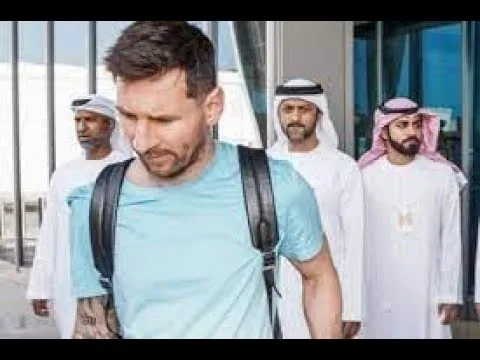 ¡YA ESTÁ LIONEL MESSI EN ABU DABI! EMOCIONA EL LOOK QUE