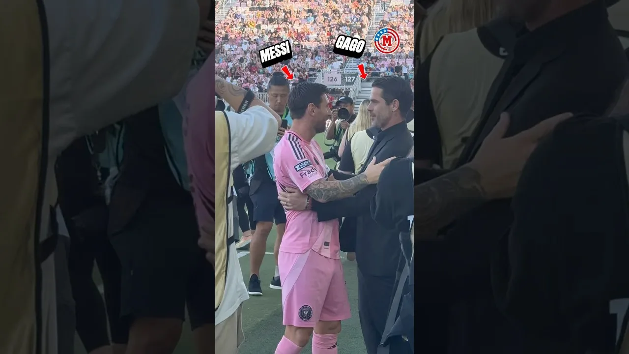 🤝 Lionel Messi and Fernando Gago shared a warm embrace before the Inter Miami vs. Necaxa clash