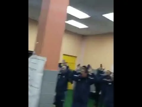 Argentina y Lionel Messi cantando en el vestuario. Argentina