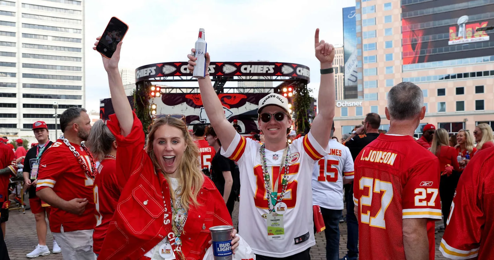 Vidéo: Lionel Messi, Adam Sandler, plus assister au Super Bowl 59 entre les chefs, les aigles | Nouvelles, scores, points forts, statistiques et rumeurs
