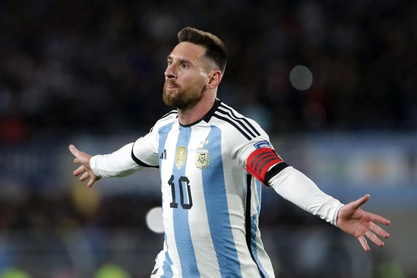 Lionel Messi et jeunes stars nommées dans la dernière équipe d’Argentine