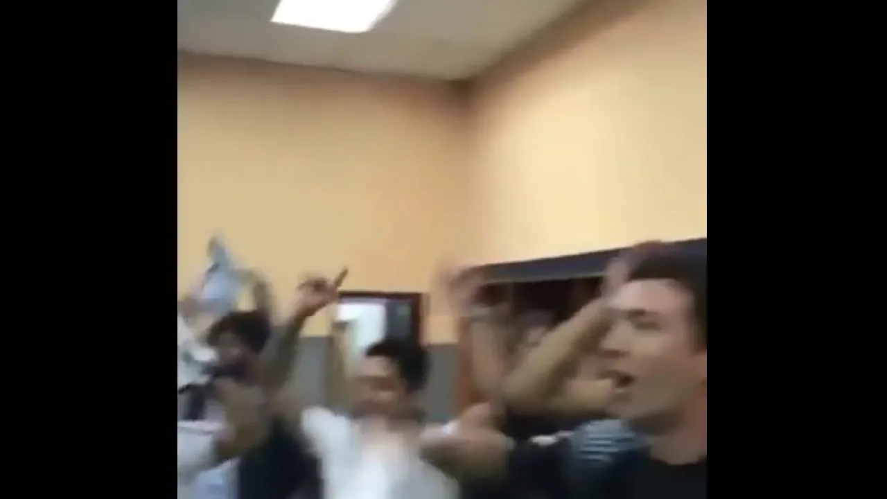 Leo Messi dancing and singing after the match against