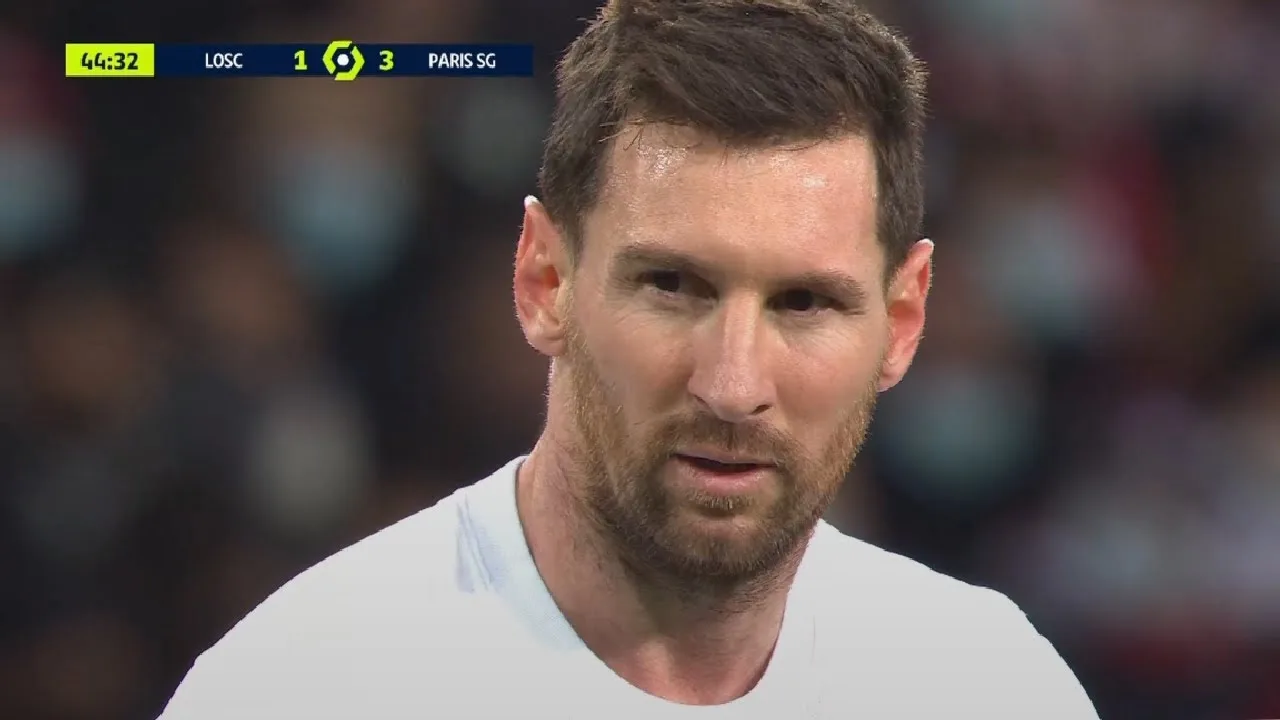 Lionel Messi VS Lille – First Away Goal For Messi