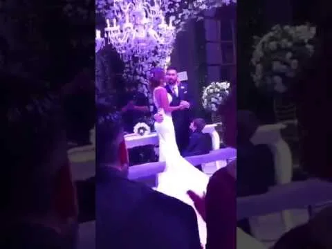 Lionel Messi AWKWARD Wedding Kiss HA HA HA
