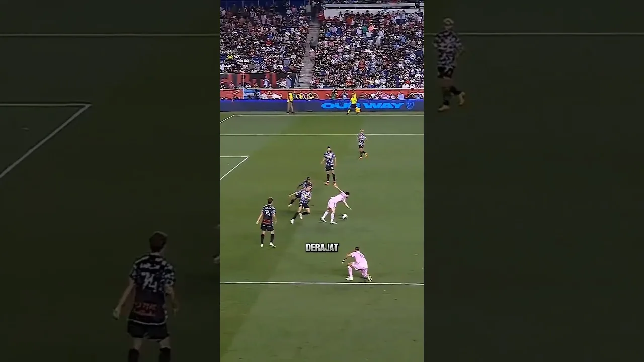Lionel Messi Skil iq😱😱#football