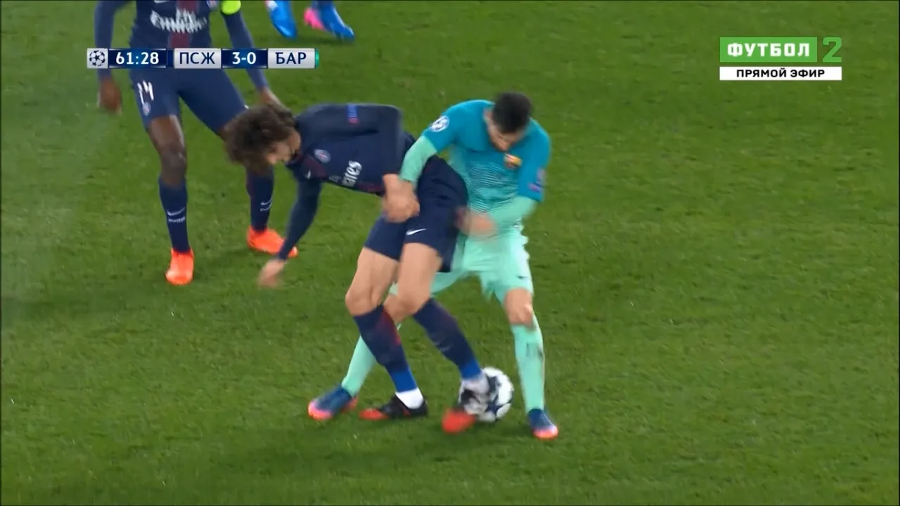 Adrien Rabiot unbelievable nutmeg vs Lionel Messi