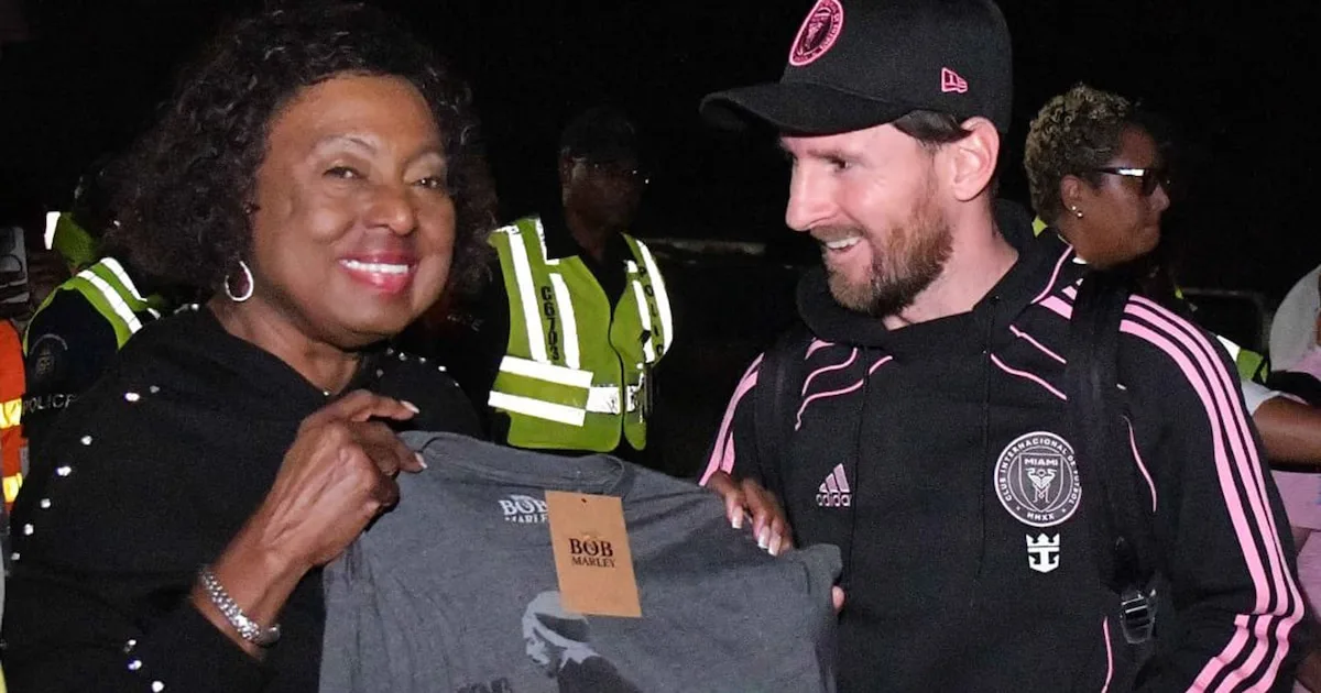 Lionel Messi a atterri en Jamaïque et a reçu un cadeau lié à Bob Marley