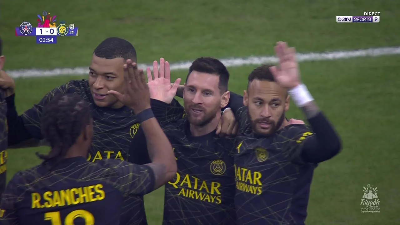 BUT – Lionel Messi ouvre le score d’entrée, bien servi par