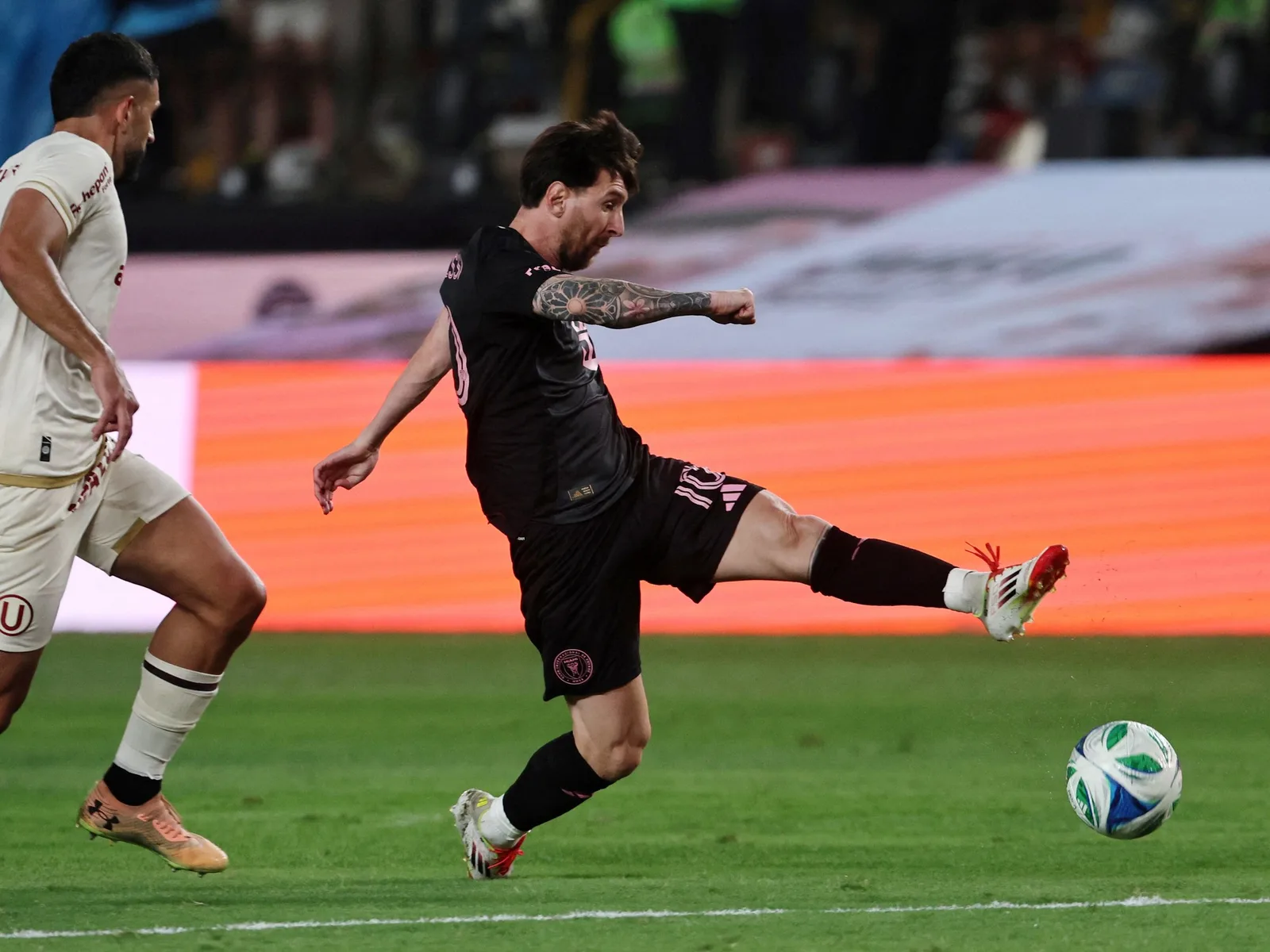 Lionel Messi a été applaudi au Pérou et Inter Miami a remporté un ami à l’université par des pénalités