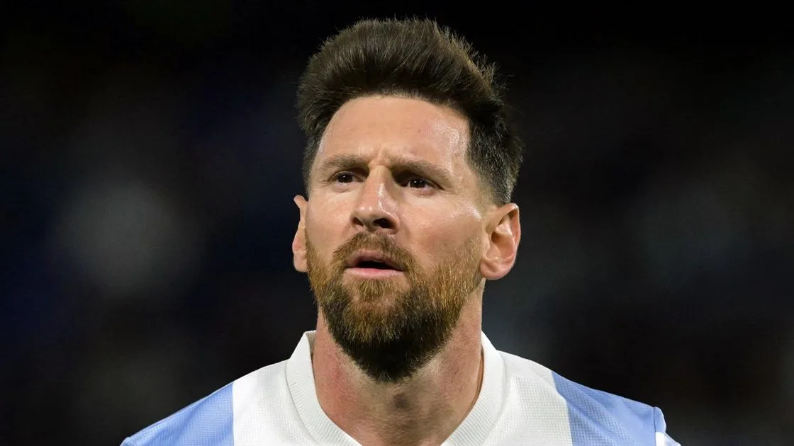 Lionel Messi et l’Argentine joueront en Russie ?! Les vainqueurs de la Coupe du monde se sont alignés pour Friendly à Moscou malgré l’interdiction de la FIFA dans un déménagement extrêmement controversé