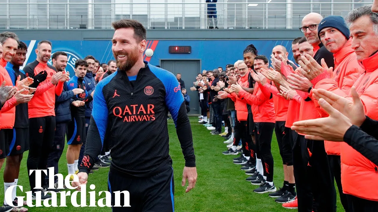 'Touched by the welcome': Messi given guard of