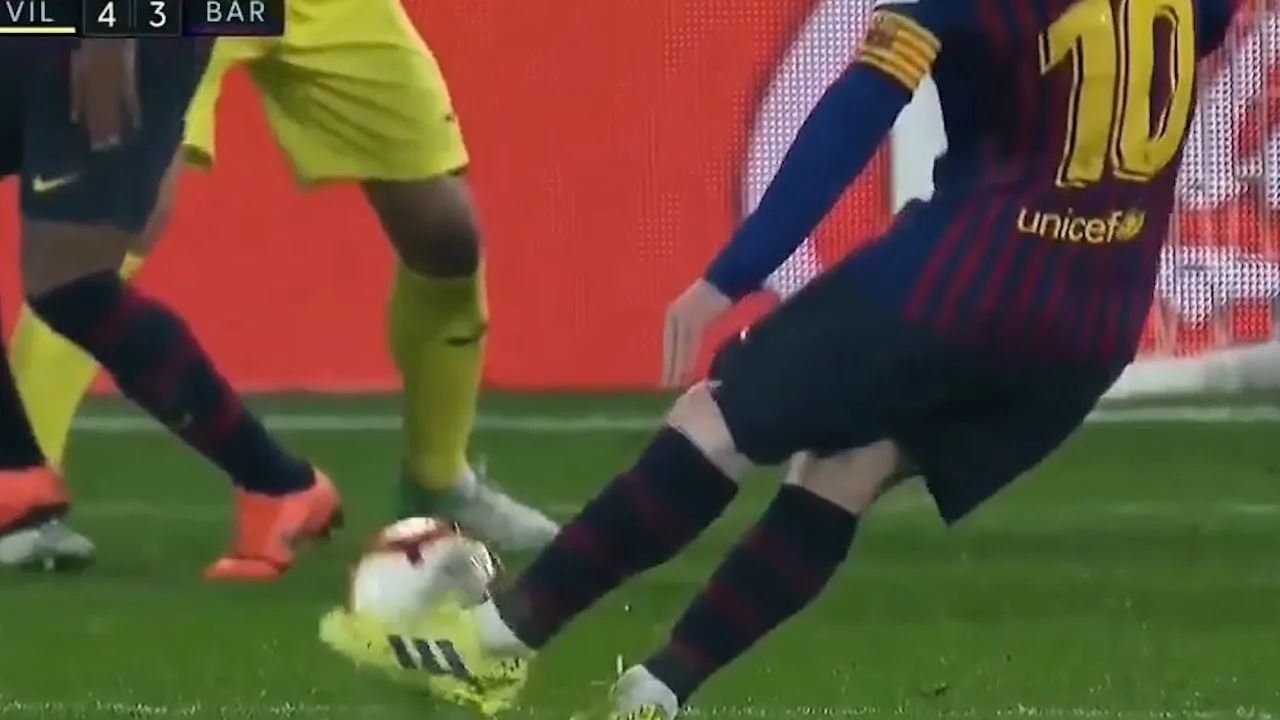Lionel Messi ● Free Kick Goals │All 7 Goals in HD with Ray