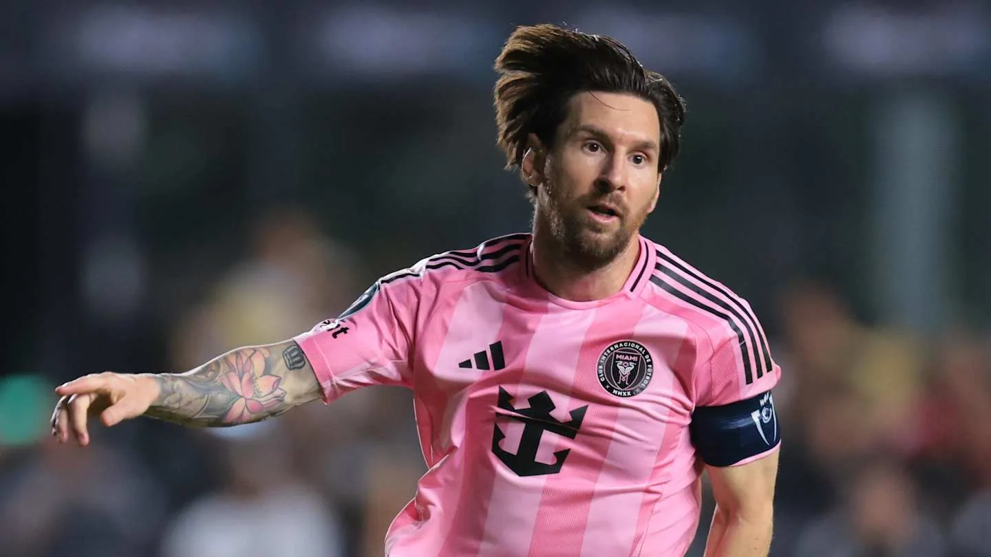 Évaluation des joueurs alors que Lionel Messi sauve les hérons