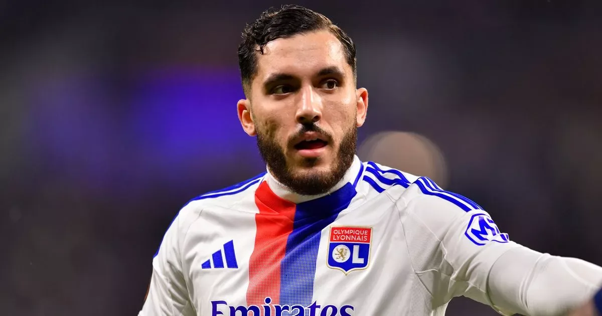 Mise à jour de transfert de Liverpool sur Mohammed Salah «  Remplacement  » après la comparaison de Lionel Messi