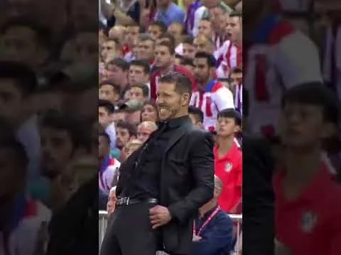 Lionel Messi come here… #football #messi #barcelona