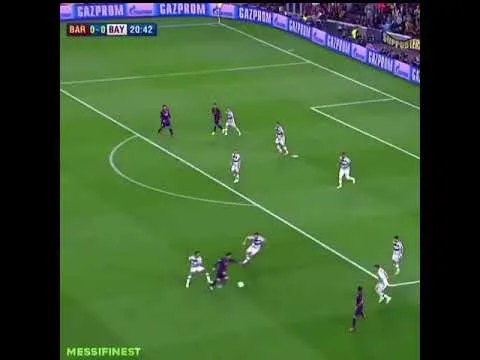 Leo Messi skills in UCL