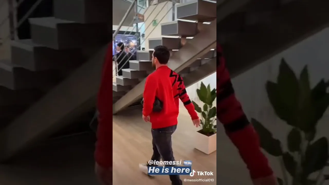 leo messi superman fc barcelona