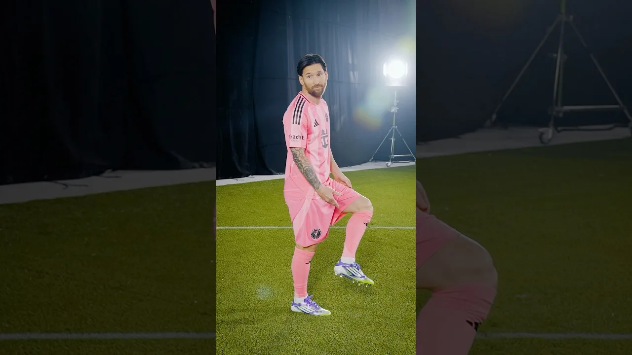 J’ai demandé à Messi de prendre une photo moyenne