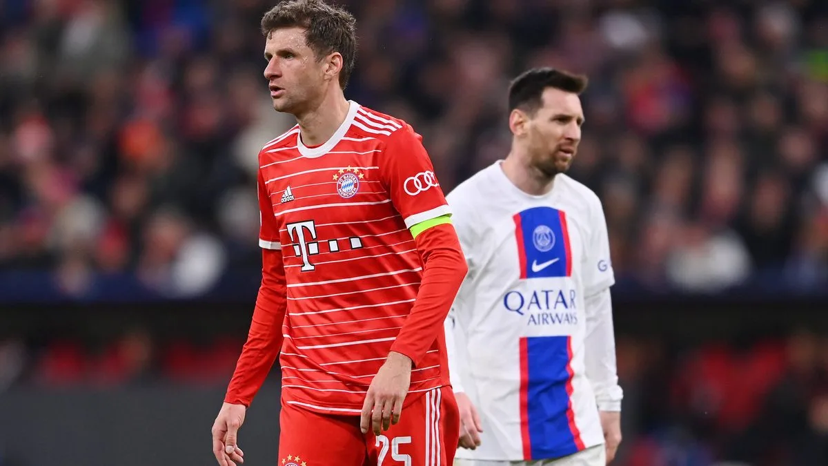 Sur une scène avec Lionel Messi