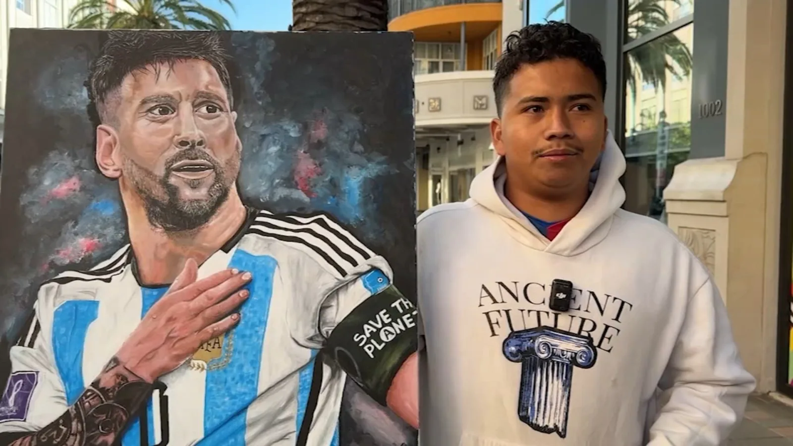 Les fans de football attendent à l’extérieur de l’hôtel San Jose de Lionel Messi avant le match des tremblements de terre contre Inter Miami
