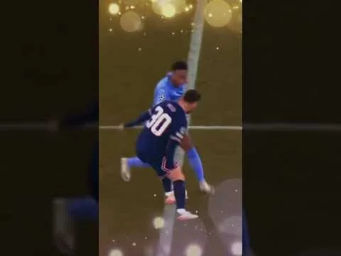Nutmeg Lionel Messi #shorts #short #lionelmessi #messi