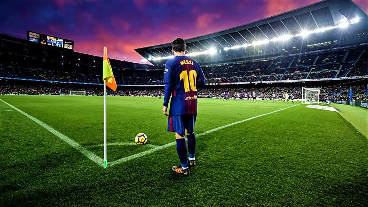 Why Lionel Messi Is Called The "GOAT"? 🐐