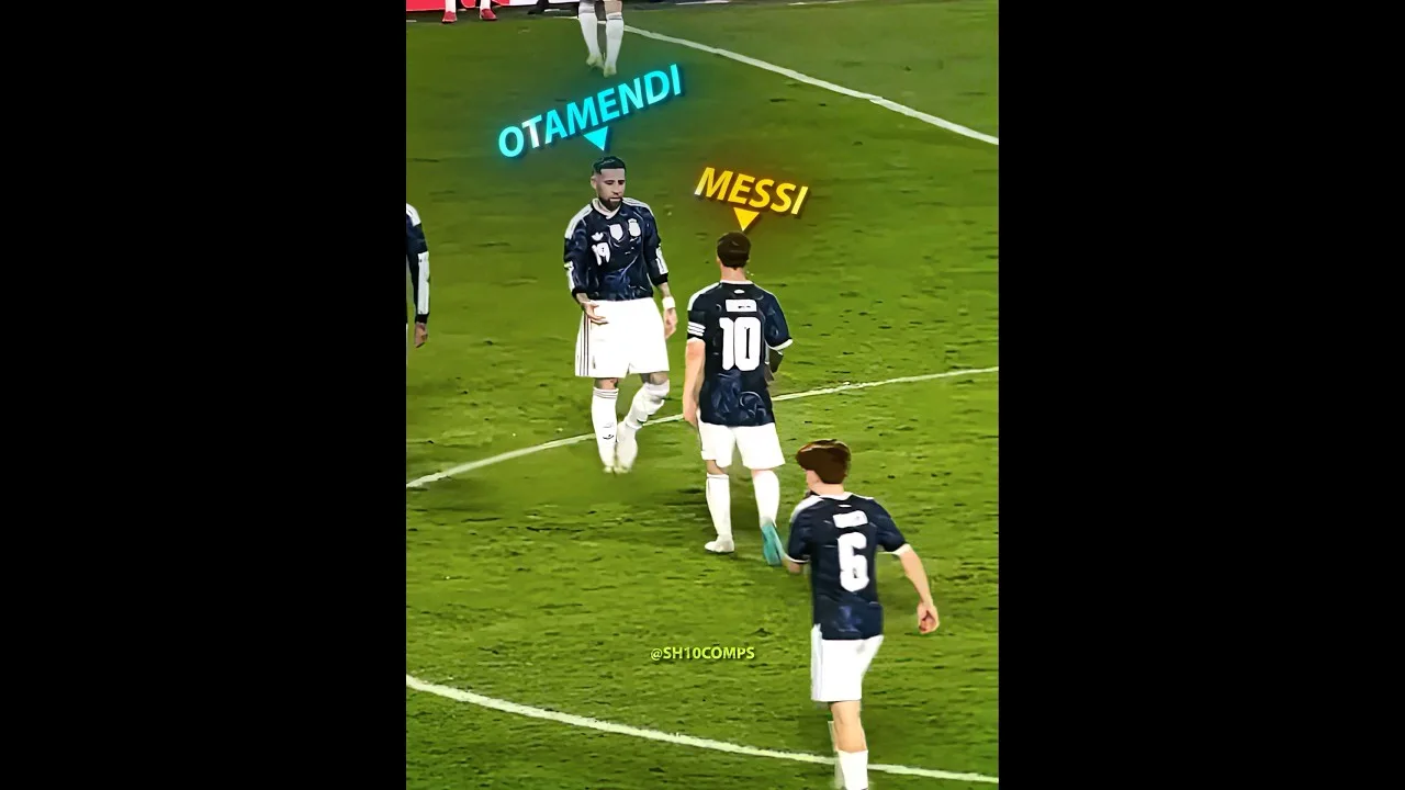Messi Surprised Otamendi ❤️🤝