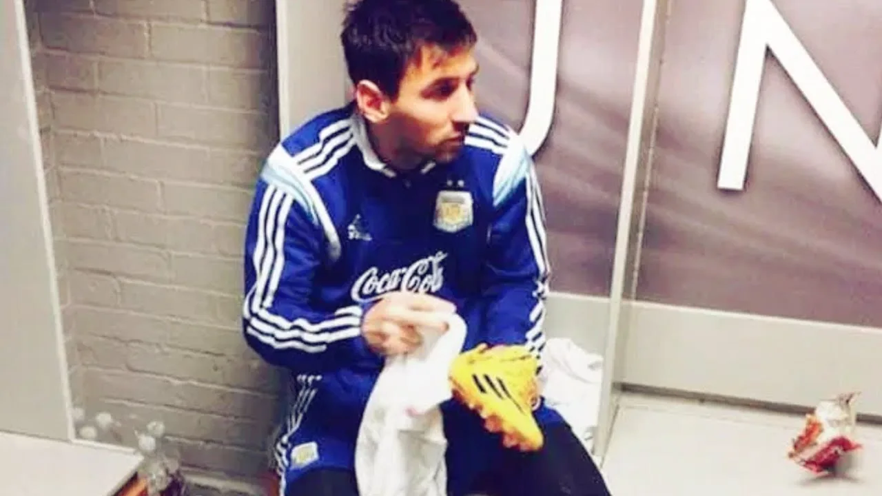 When Lionel Messi was bullied in Barcelona's dressing