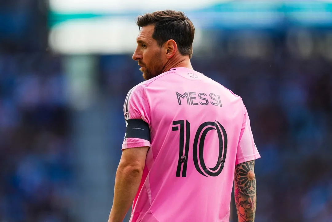 La Liga : Lionel Messi salue le sacre en Liga du FC Barcelone – beIN SPORTS