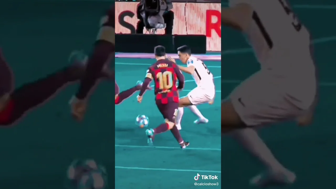 leo messi superman fc barcelona