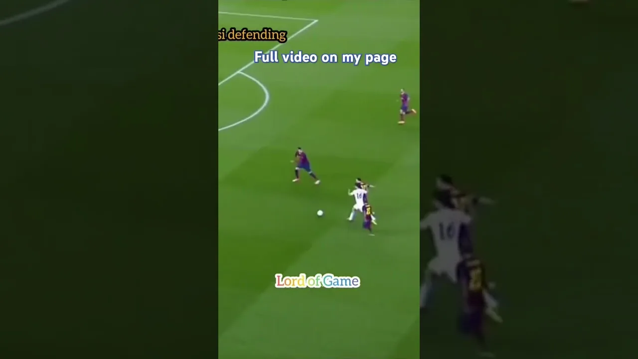 Incredible defending from Lionel Messi #messi #football #lionelmessi #skills #goviral
