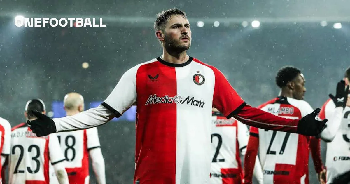 Santiago Gimenez rejoint Lionel Messi et Neymar sur la liste exclusive de la Ligue des champions