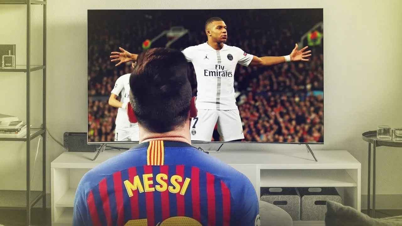 La raison pour laquelle Leo Messi regarde attentivement