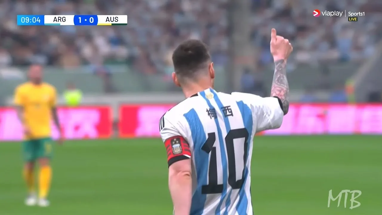 Lionel Messi Just Magical vs Australia – English