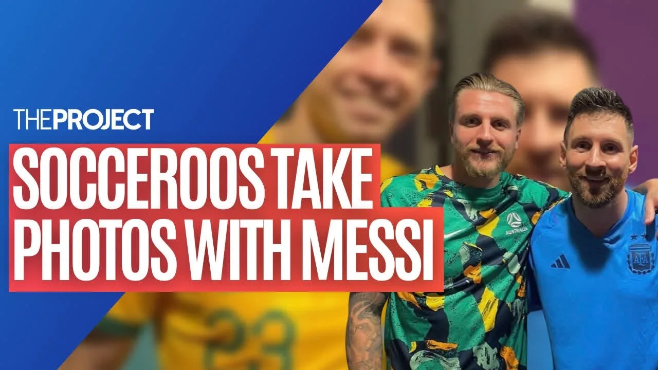 Socceroos Selfies: Socceroos Can't Resist Taking Photos