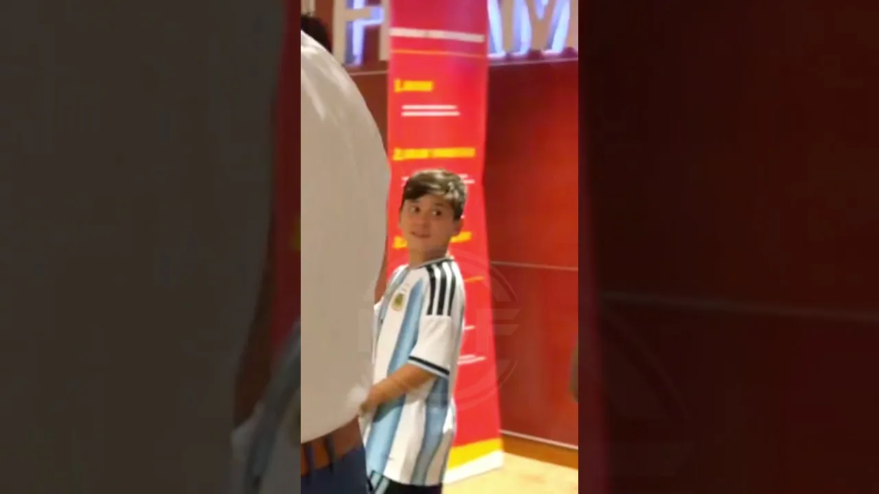 Antonela Roccuzzo était tentée de rire 😂 #antonelaroccuzzo #leomessi #messi #mundial #argentina