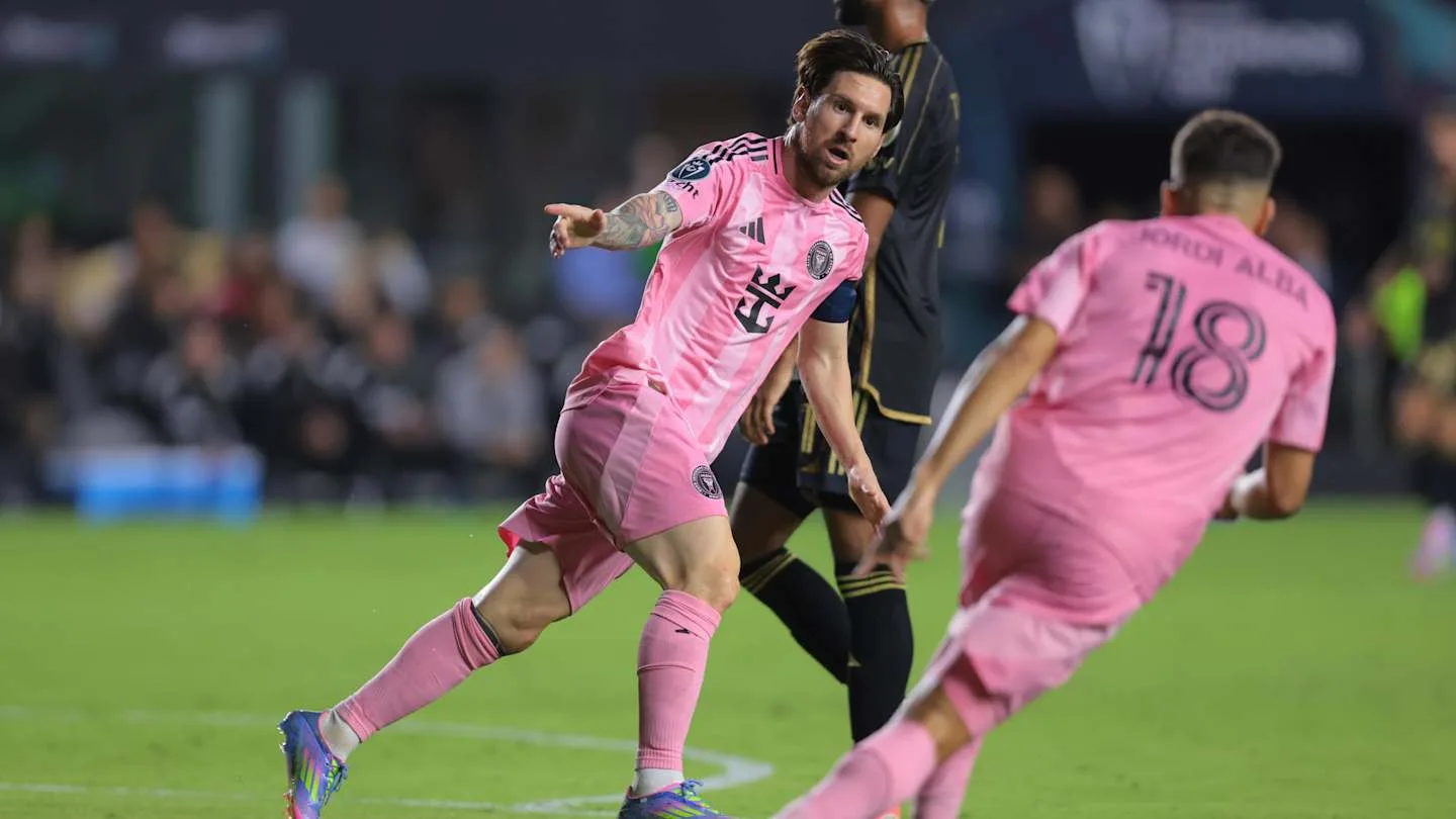 Prise à emporter de la victoire de la Coupe des champions du Concacaf contre LAFC