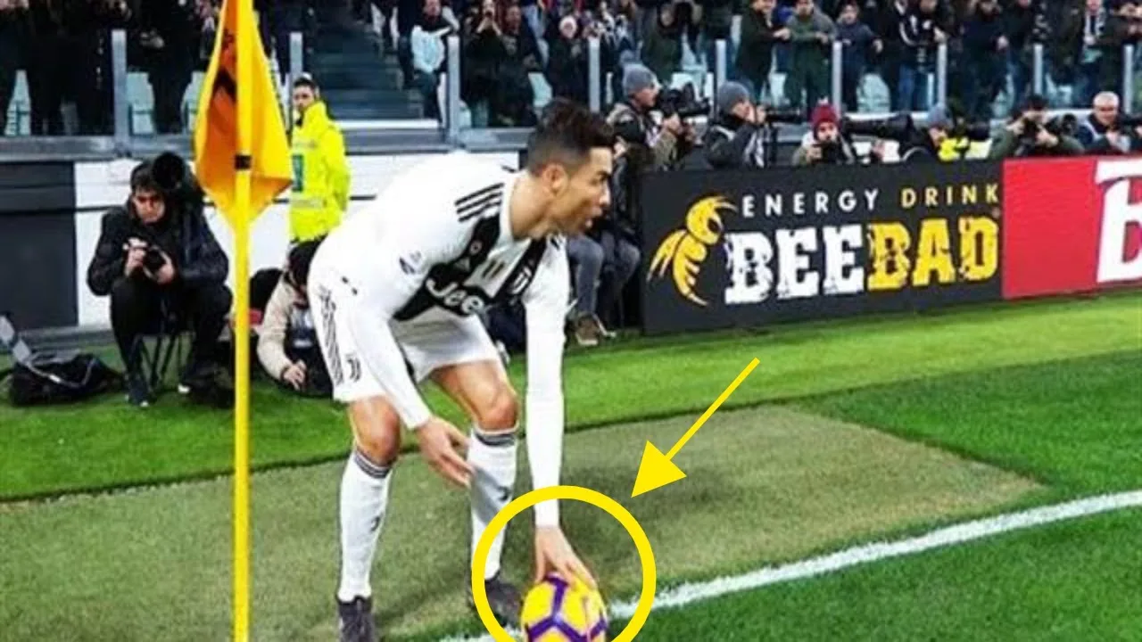 Cristiano Ronaldo Plays That Lionel Messi Can't Have