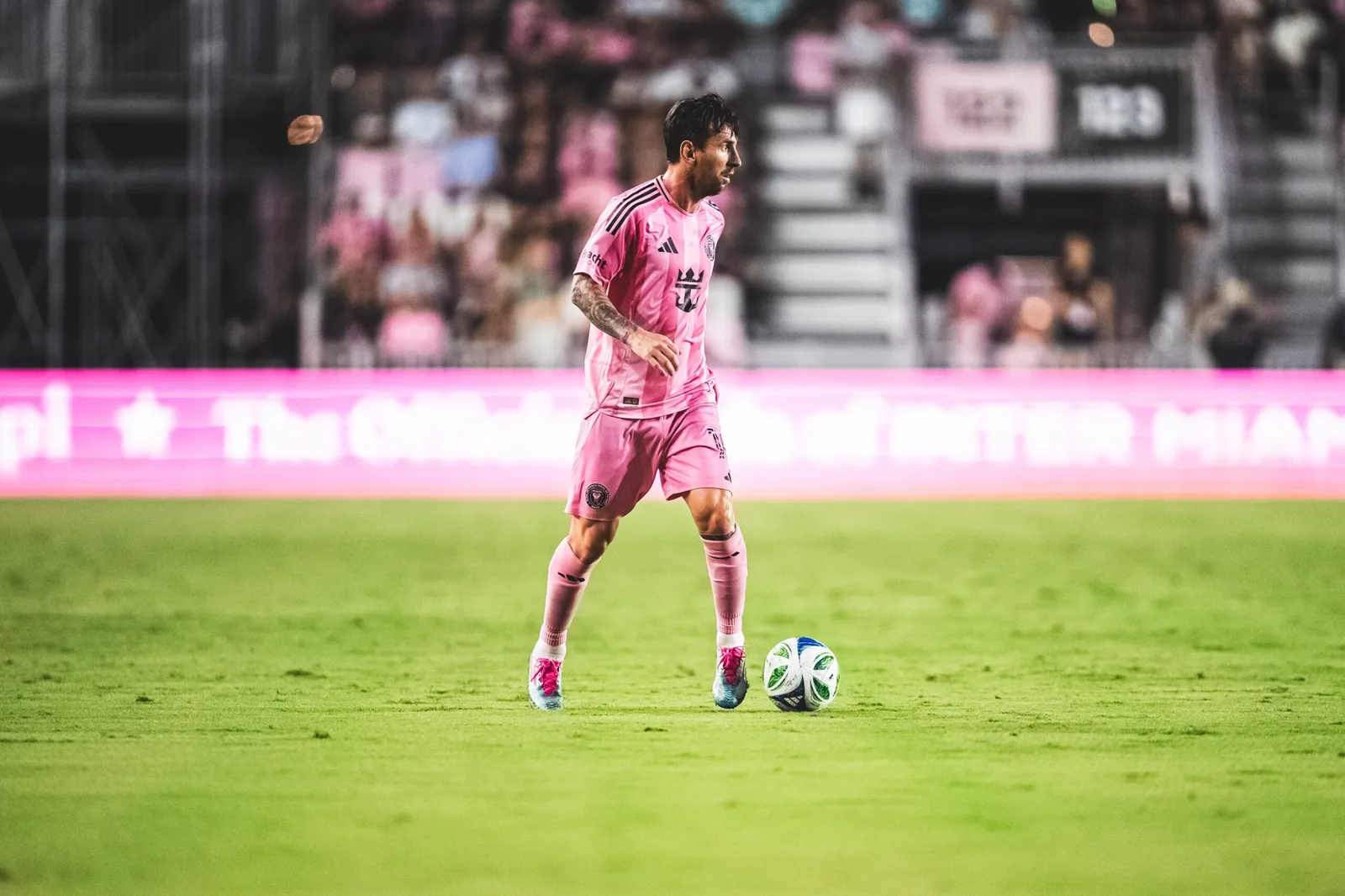 Lionel Messi obtient un abri de superbe dans la victoire 4-2 d’Inter Miami contre Montréal