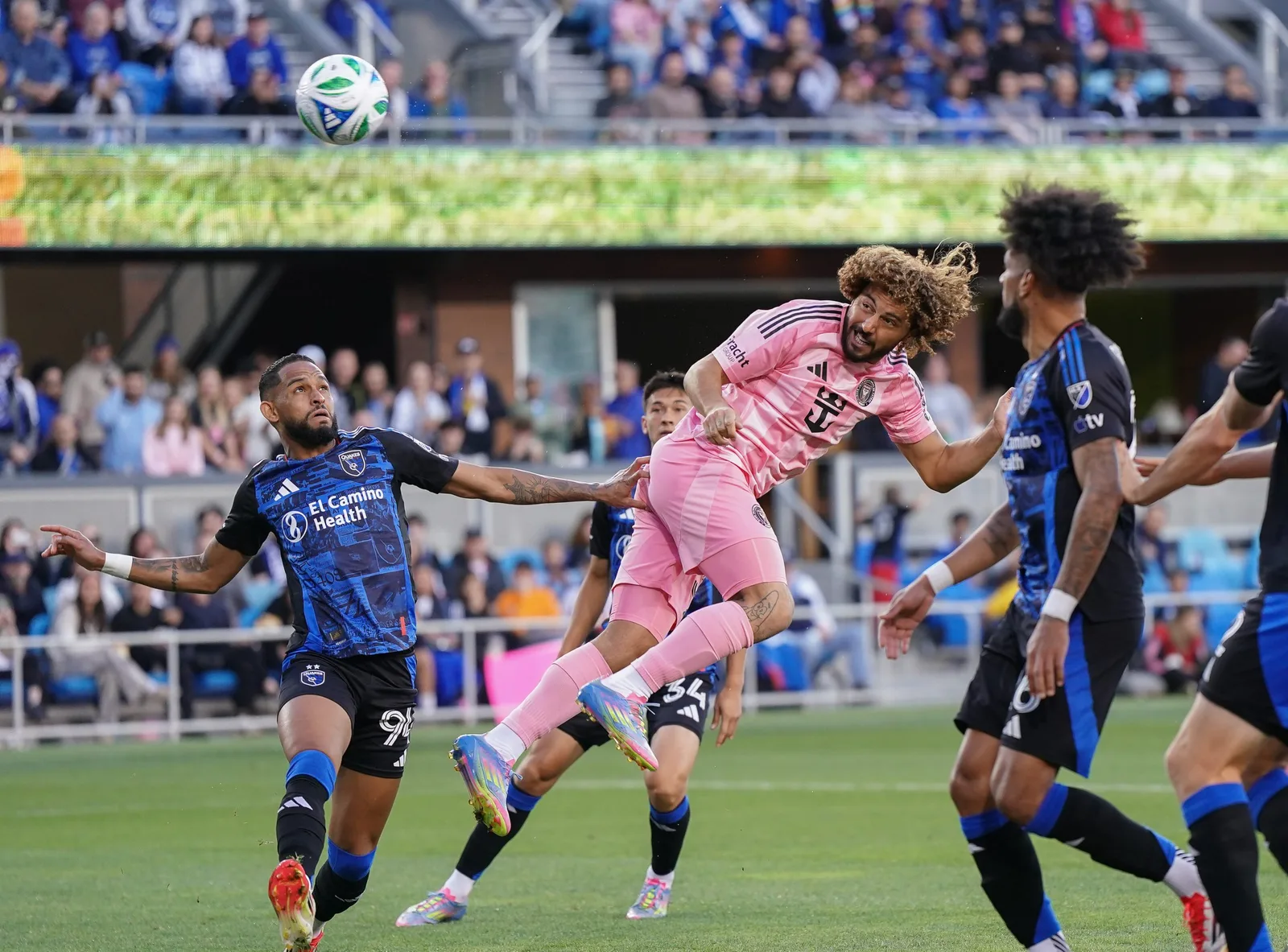 Les problèmes défensifs d’Inter Miami se poursuivent, tout comme la fureur de Lionel Messi