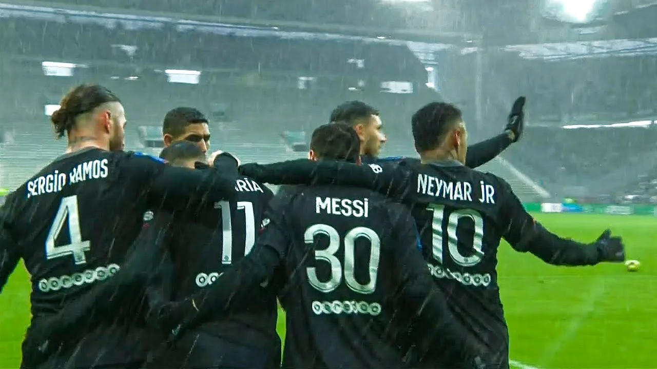 Lionel Messi & Sergio Ramos First Time Ever Playing in