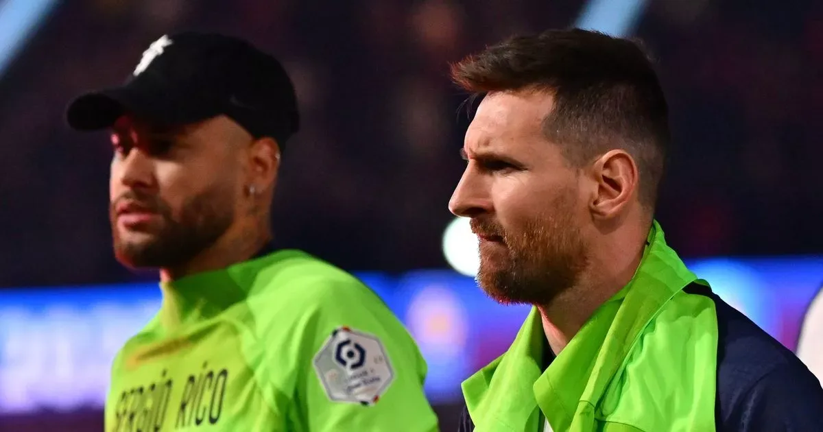 «  Je joue avec Neymar et j’ai affronté Lionel Messi et Cristiano Ronaldo – je sais qui est le meilleur  »