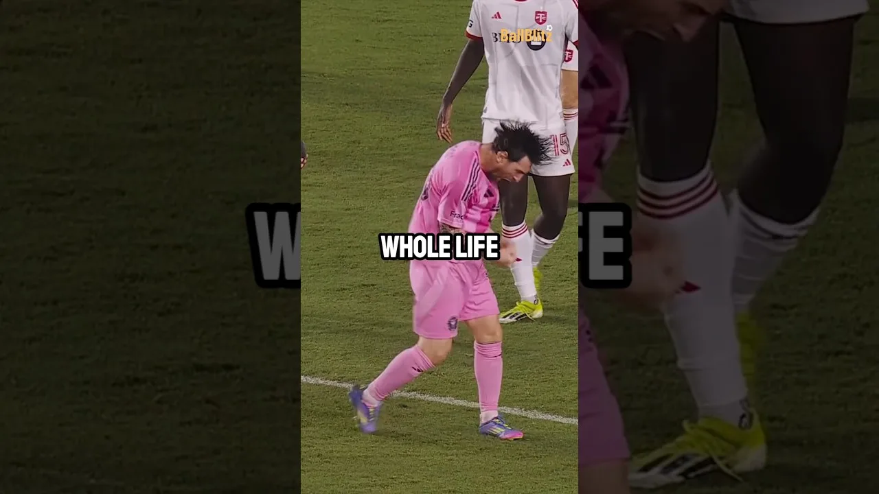 Messi’s emotional celebration after scoring his 900th career goal.😳😨