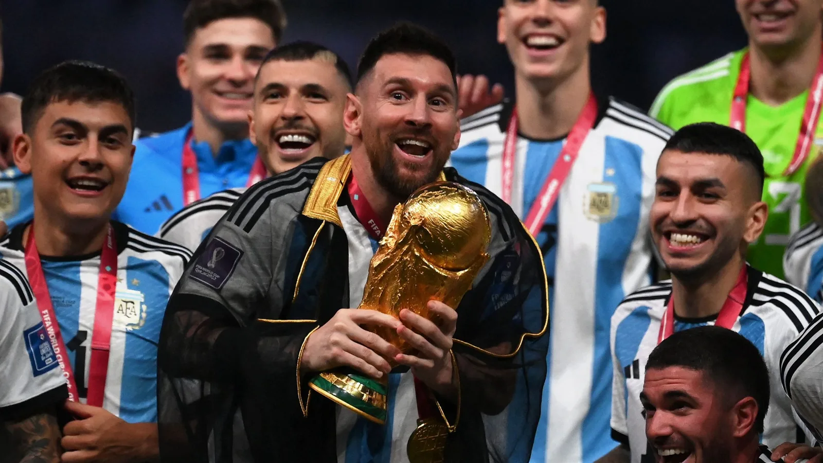 «  Ils ont donné la Coupe du monde à Lionel Messi  » – L’ancien star de l’UTD Patrice Evra fait une énorme affirmation sur la victoire en 2022 en 2022 en 2022