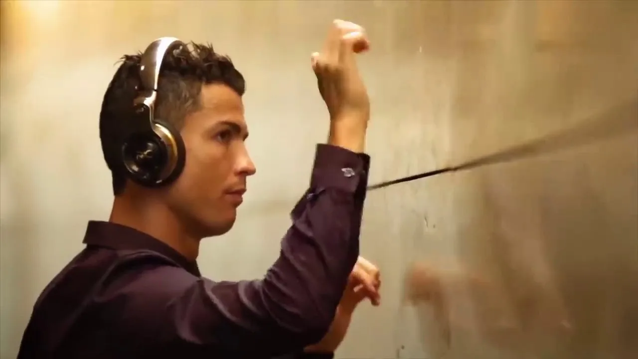 Football players on Social Media Cristiano Ronaldo Lionel