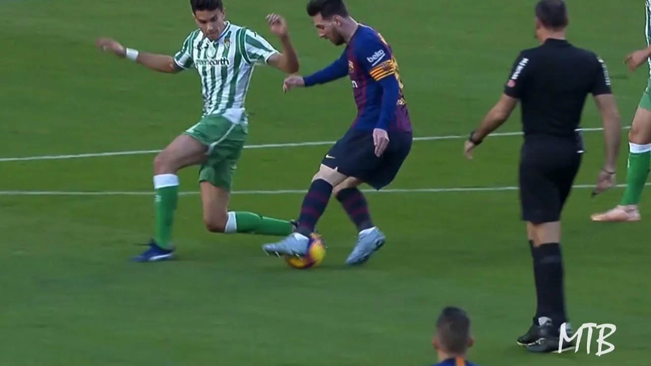 Lionel Messi ► 2018/2019 – The King ● Magical Skills &